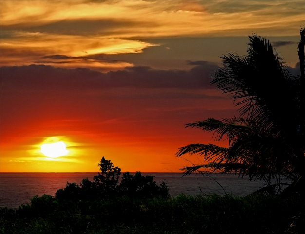 Hawaii-vacation-picture-sunset-Automania-hawaii.jpg
